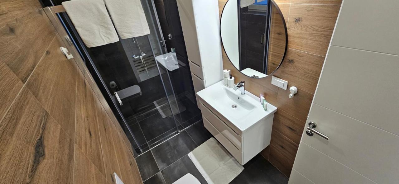 Superior Apartment Lisinski - Private Parking - 2 & 3 Bedroom ザグレブ エクステリア 写真